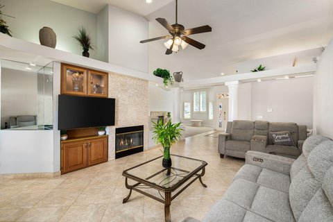 370 Links Drive, Palm Desert, CA 92211 photo 12