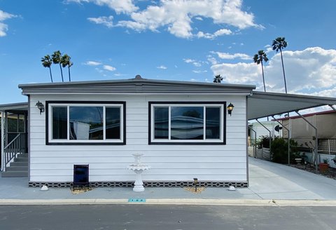 601 N Kirby Street, 102, Hemet, CA 92545 photo 2