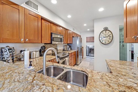 302 Forest Hills Drive, Rancho Mirage, CA 92270 photo 22