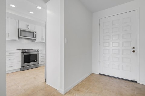 412 S Sierra Madre, Palm Desert, CA 92260 photo 3