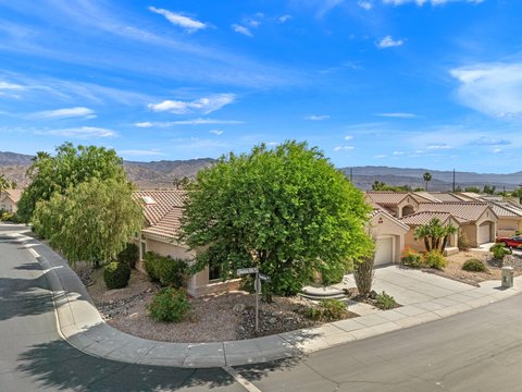 78892 Fountain Hills Drive, Palm Desert, CA 92211 photo 2