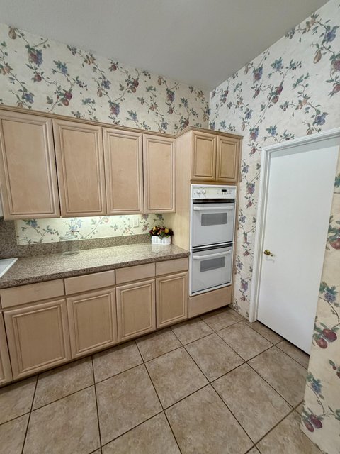 219 Kavenish Drive, Rancho Mirage, CA 92270 photo 12