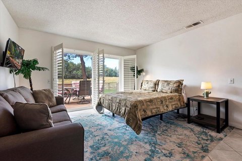 2671 N Whitewater Club Drive, Palm Springs, CA 92262 photo 18