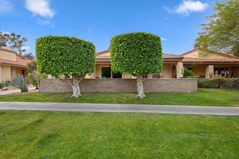 2671 N Whitewater Club Drive, Palm Springs, CA 92262 photo 6