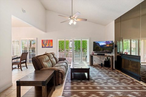 2671 N Whitewater Club Drive, Palm Springs, CA 92262 photo 7