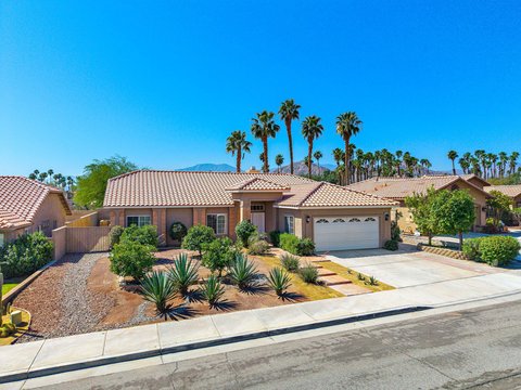 78515 Naples Drive, La Quinta, CA 92253 photo 2
