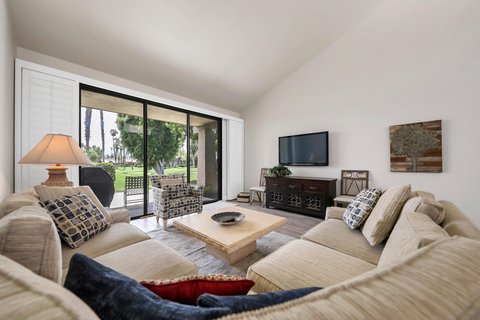 317 Bouquet Canyon Drive, Palm Desert, CA 92211 photo 4