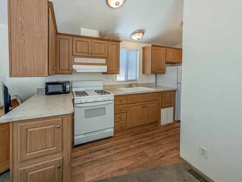 70200 Dillon Road, 169, Desert Hot Springs, CA 92241 photo 9