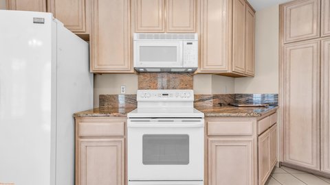 106 Towle Circle, Palm Desert, CA 92211 photo 14