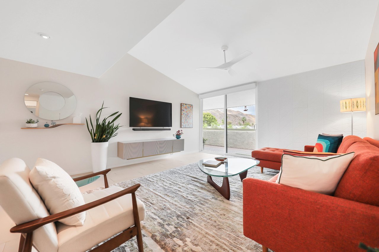 261 E La Verne Way, N, Palm Springs, CA 92264
