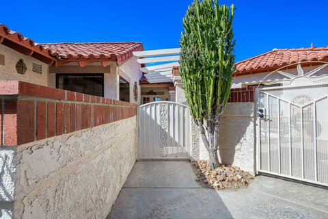 127 Avellino Circle, Palm Desert, CA 92211 photo 11