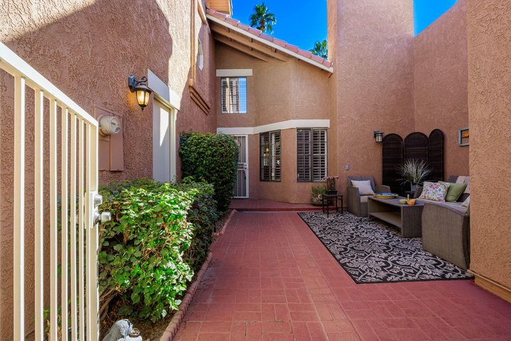 42242 Omar Place, Palm Desert, CA 92211