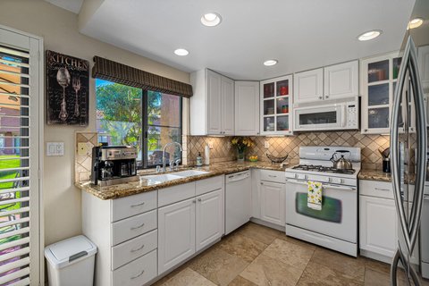 42242 Omar Place, Palm Desert, CA 92211 photo 14
