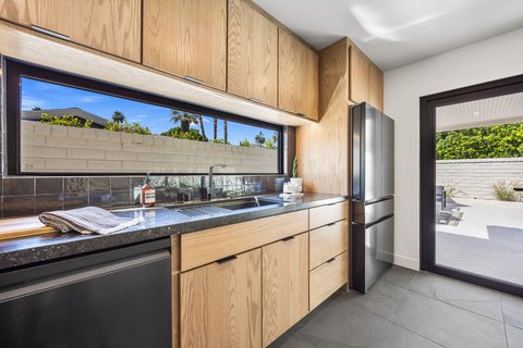 2063 S Broadmoor Drive, Palm Springs, CA 92264 photo 19