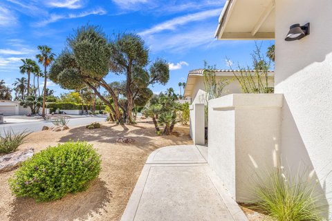 2063 S Broadmoor Drive, Palm Springs, CA 92264 photo 4