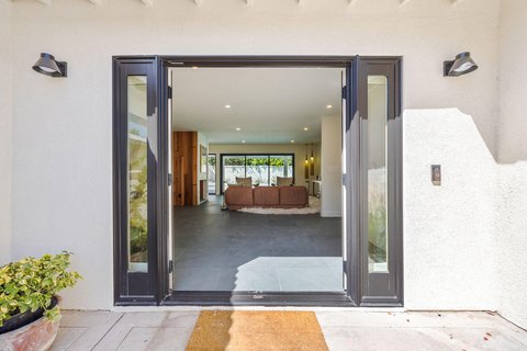 2063 S Broadmoor Drive, Palm Springs, CA 92264 photo 6
