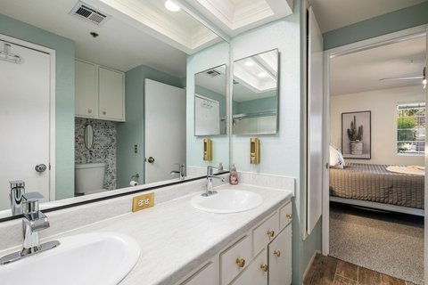 2700 Lawrence Crossley Road, 22, Palm Springs, CA 92264 photo 21