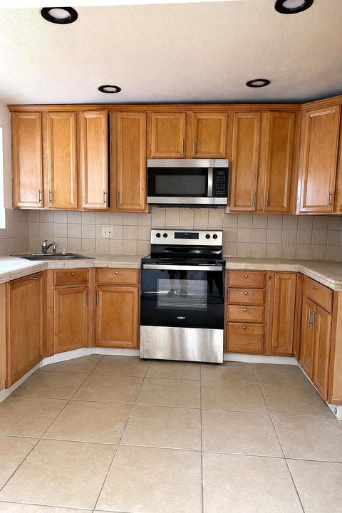 1995 Lawrence Street, Palm Springs, CA 92264 photo 6