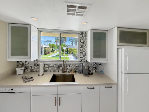 1881 S Araby Drive, 16, Palm Springs, CA 92264 photo 6