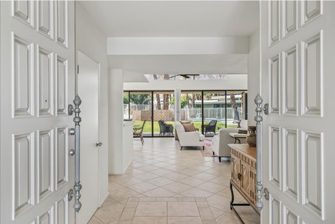 1575 Toledo Circle, Palm Springs, CA 92264 photo 6