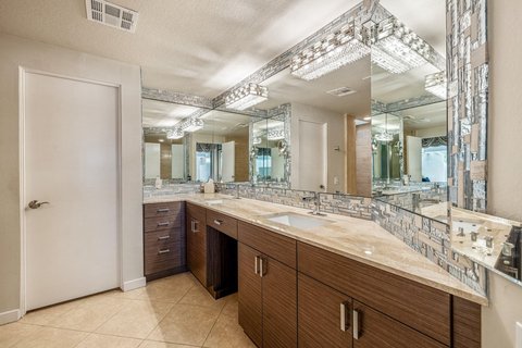 230 Kavenish Drive, Rancho Mirage, CA 92270 photo 20