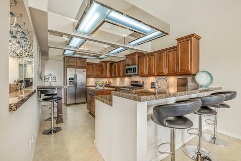 230 Kavenish Drive, Rancho Mirage, CA 92270 photo 10