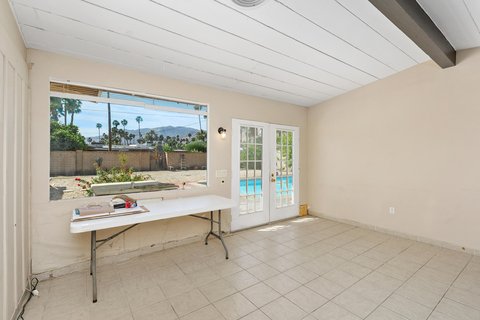1077 S Riverside Drive, Palm Springs, CA 92264 photo 11