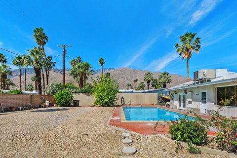 1077 S Riverside Drive, Palm Springs, CA 92264 photo 2