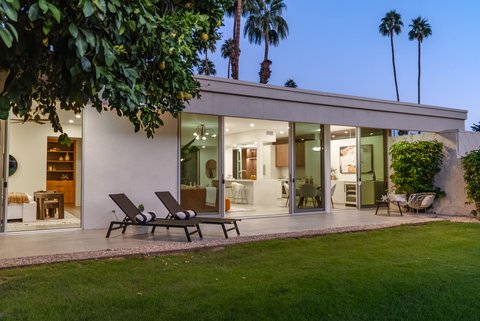 80 Lakeview Drive, Palm Springs, CA 92264 photo 3