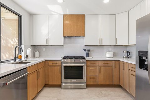 179 Gran Via, Palm Desert, CA 92260 photo 3