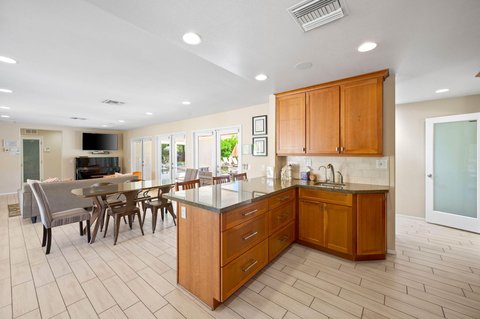 1574 S Via Soledad, Palm Springs, CA 92264 photo 16