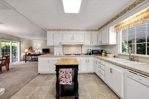 73450 Country Club Drive, 18, Palm Desert, CA 92260 photo 13