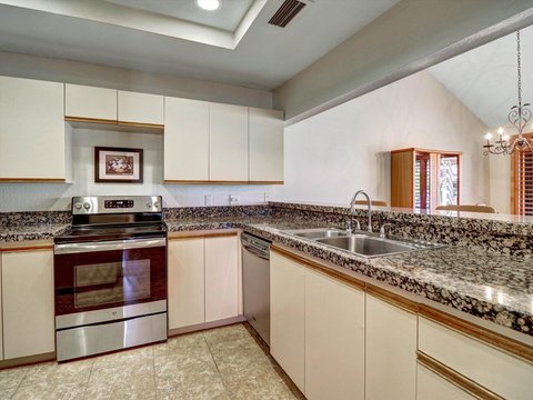 41103 Woodhaven Drive N, Palm Desert, CA 92211 photo 13