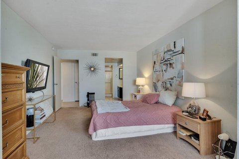 5301 E Waverly Drive, 140, Palm Springs, CA 92264 photo 9