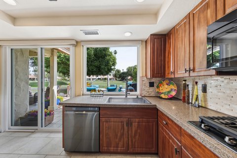 136 Don Miguel Circle, Palm Desert, CA 92260 photo 12