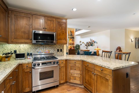 310 Villaggio E, Palm Springs, CA 92262 photo 12