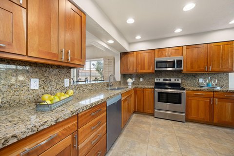618 Vista Lago Circle N, Palm Desert, CA 92211 photo 11