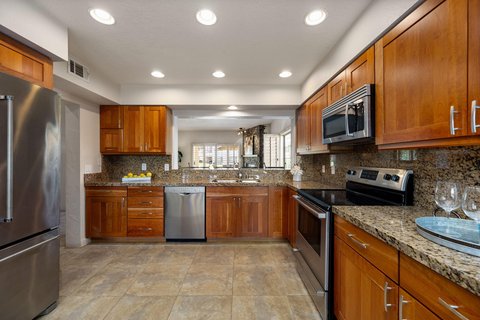 618 Vista Lago Circle N, Palm Desert, CA 92211 photo 12