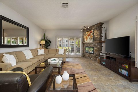 618 Vista Lago Circle N, Palm Desert, CA 92211 photo 8