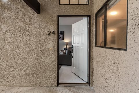 2601 S Broadmoor, 24, Palm Springs, CA 92264 photo 9