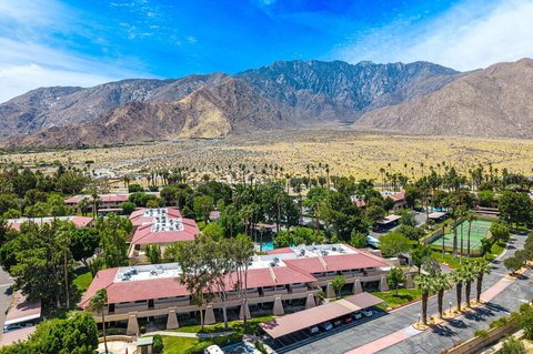 675 N Los Felices Circle W, 204, Palm Springs, CA 92262 photo 7