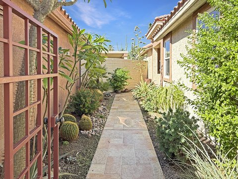 42811 Edessa Street, Palm Desert, CA 92211 photo 12
