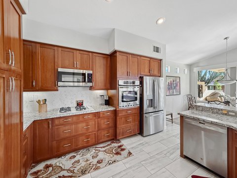 42811 Edessa Street, Palm Desert, CA 92211 photo 17