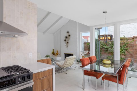2545 S Gene Autry Trail, E, Palm Springs, CA 92264 photo 9