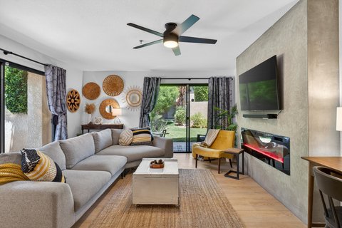 200 E Racquet Club, 63, Palm Springs, CA 92262 photo 2