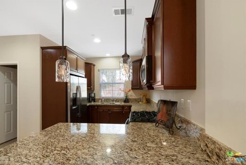 446 Via De La Paz, Palm Desert, CA 92211 photo 3