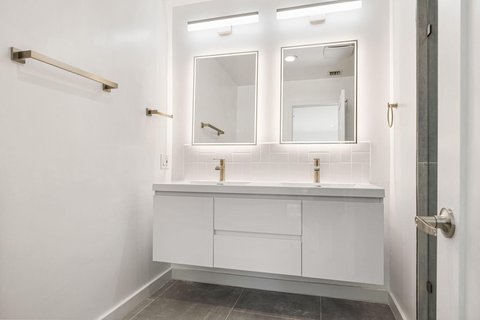 280 South Avenida Caballeros, 102, Palm Springs, CA 92262 photo 19