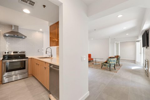 280 South Avenida Caballeros, 102, Palm Springs, CA 92262 photo 7