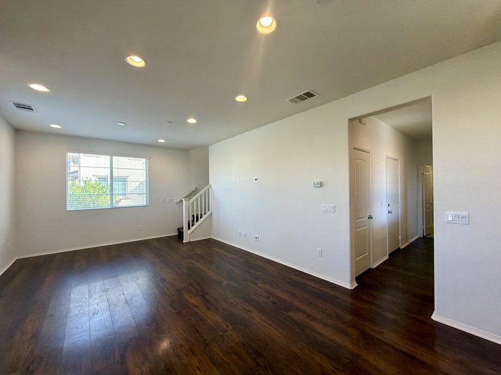 206 Paseo Gusto, 215, Palm Desert, CA 92211