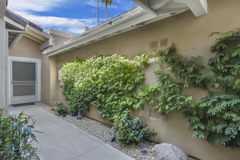 293 Bouquet Canyon Drive, Palm Desert, CA 92211 photo 3